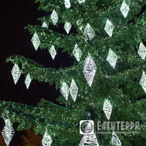 Лесная ствольная световая уличная елка 6 метров